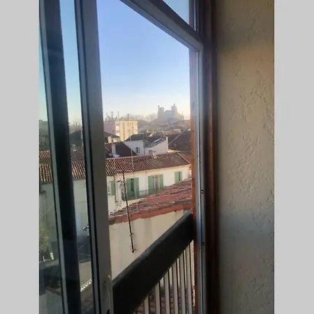 Via Domitia Pour Un Parfait Apartamento *