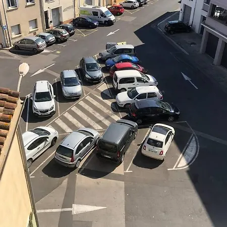 Via Domitia Pour Un Parfait Apartamento Narbona