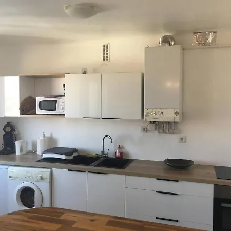 Grands Buffets Hebergement Appartement Narbonne * Narbonne