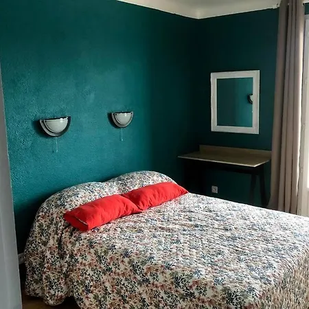 A Deux Pas Des Grands Buffets, Apartment Narbonne