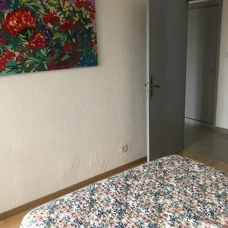 A Deux Pas Des Grands Buffets, Apartment Narbonne