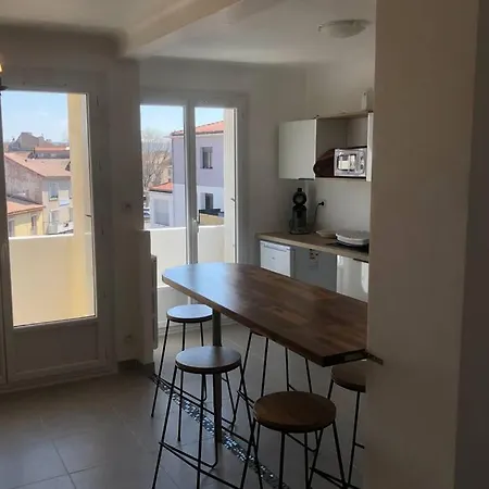 Grands Buffets ナルボンヌ