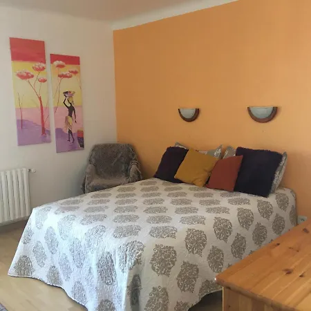 アパート Grands Buffets