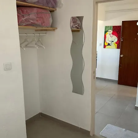 Grands Buffets アパート *