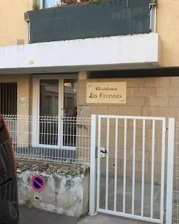 Grands Buffets Apartmán Narbonne